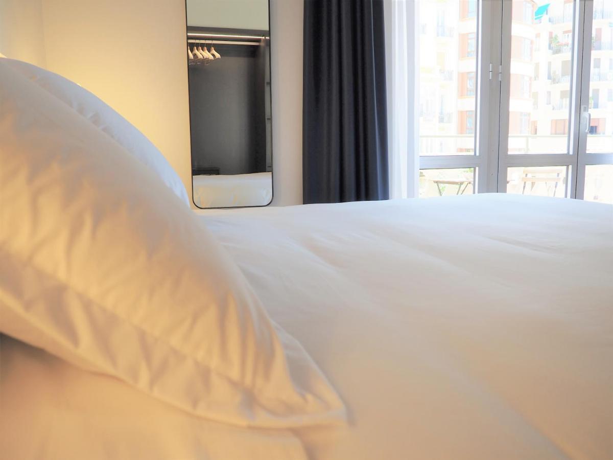 Plaza View Hotel Валенсия Екстериор снимка