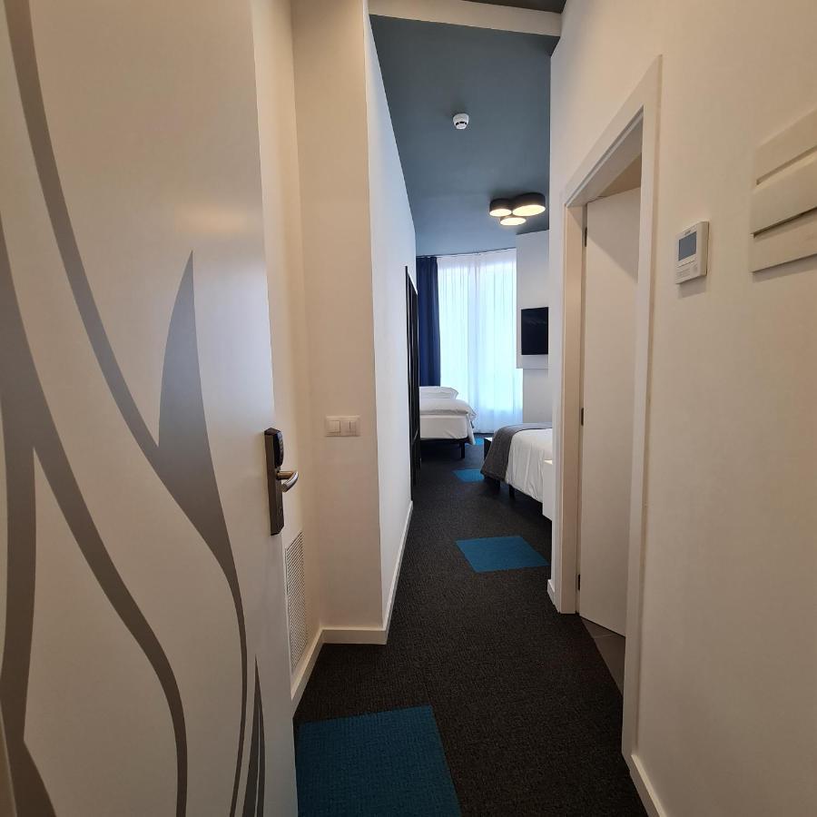 Plaza View Hotel Валенсия Екстериор снимка
